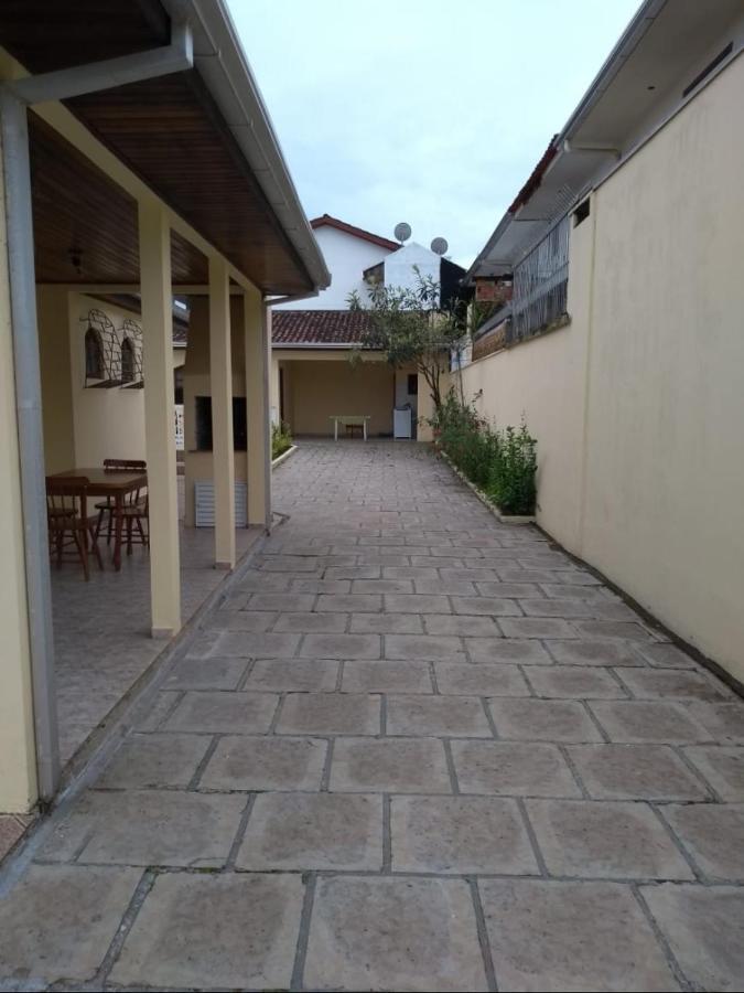 Casa Guaratuba espaçosa e confortável Esterno foto