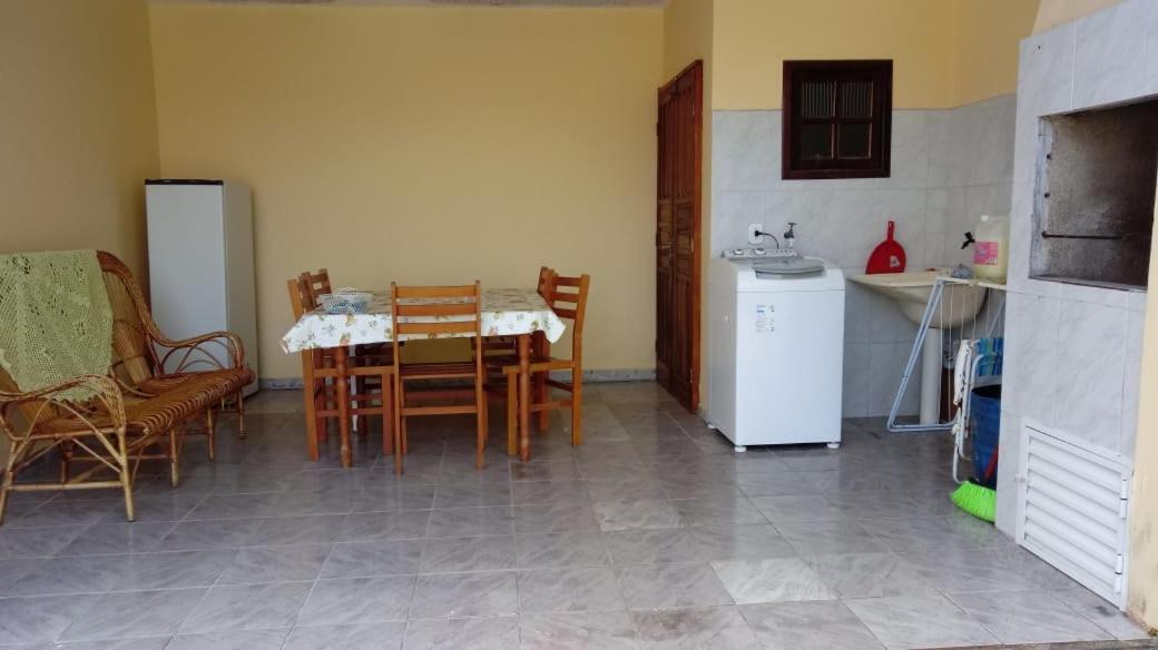 Casa Guaratuba espaçosa e confortável Esterno foto